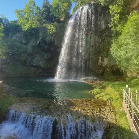 Les Gardiens De La Vallée Appartement Figeac