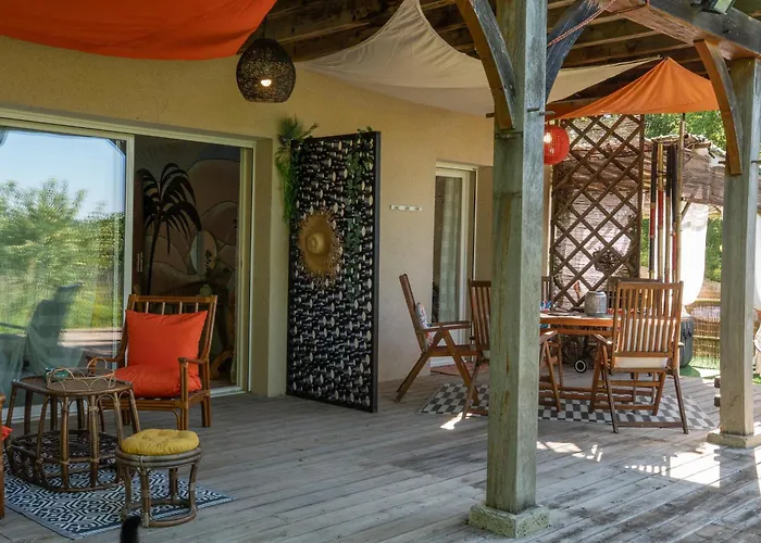 Les Gardiens De La Vallee *