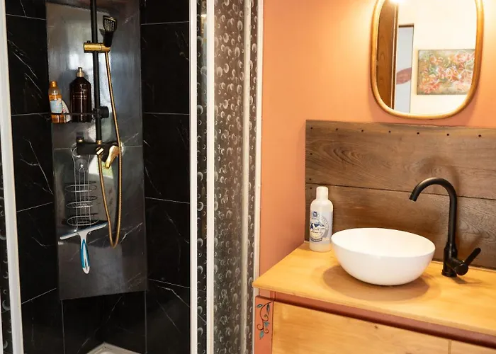 Les Gardiens De La Vallée